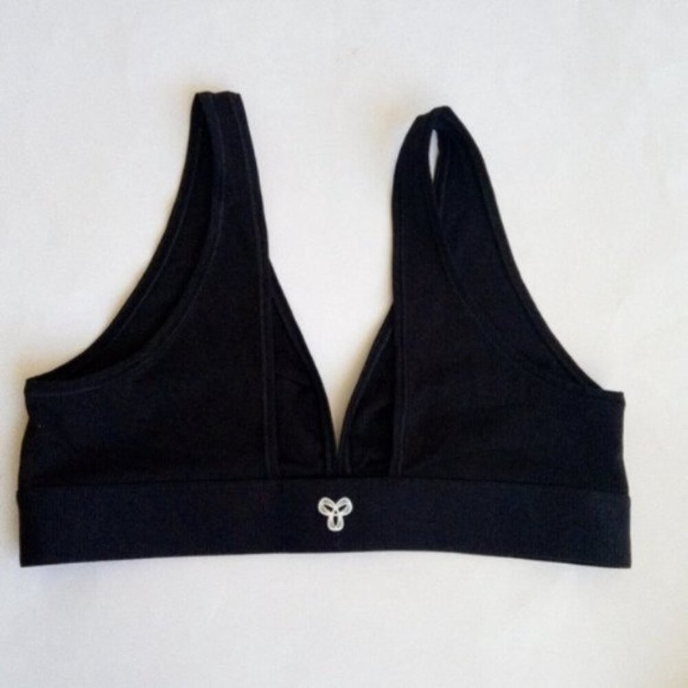 TNA Triangle Style Soft Black Bralette Size L